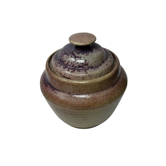 1983 Beautiful Hand-thrown Pottery Clay Jar with Lid 7.5” - Picture 4 of 7